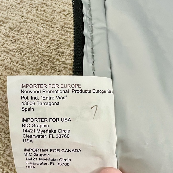 NWOT Black Koozie Insulated Collapsible Picnic Cooler Tote w/Aluminum Frame - Picture 9 of 9